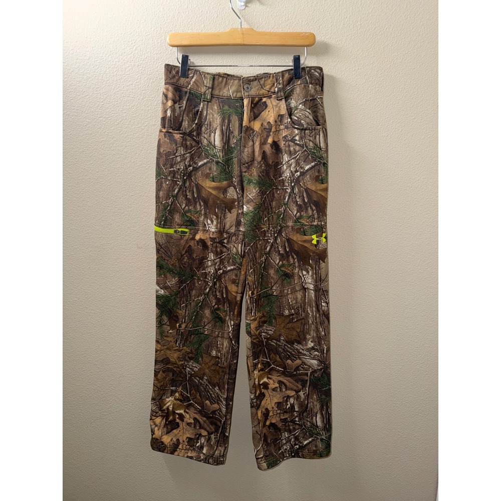Women's Under Armour Camo Pants Size Large